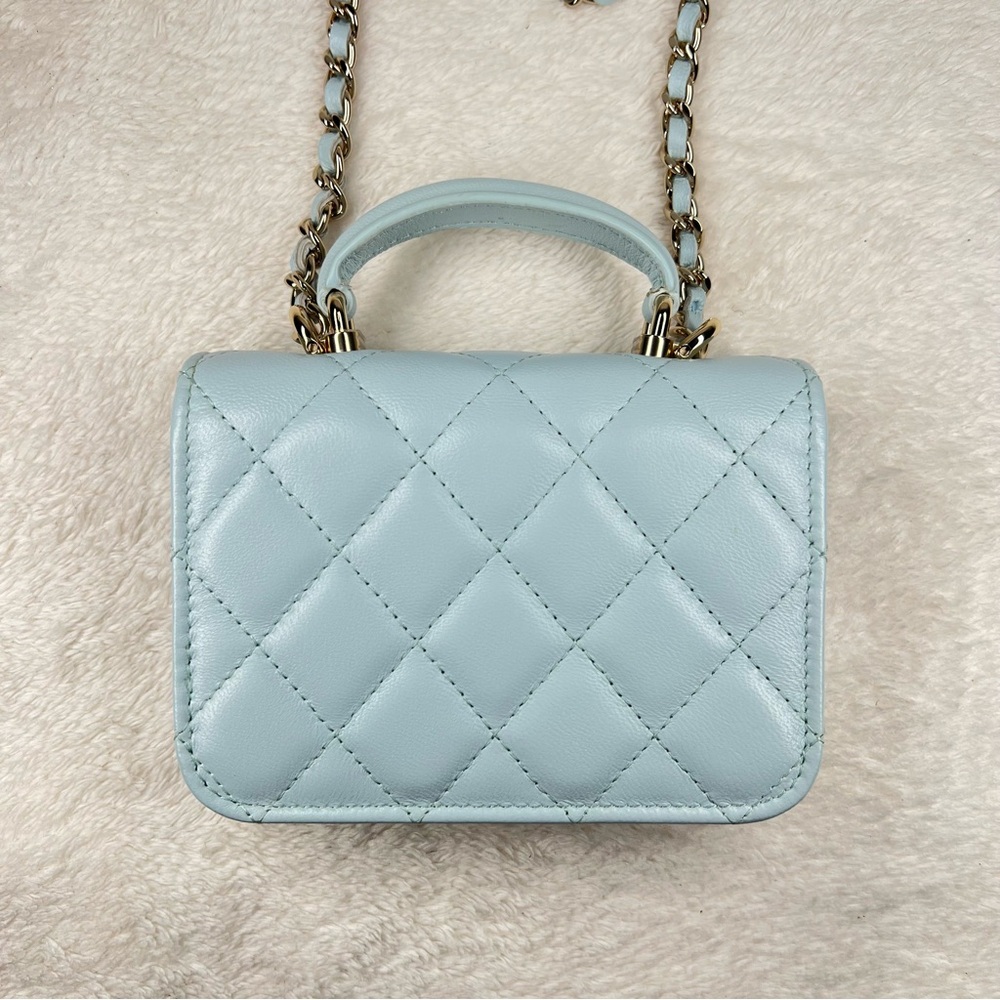 CHANEL 21K Lambskin Light Blue Quilted Flap Coin Purse with chain - Picture 3 of 9